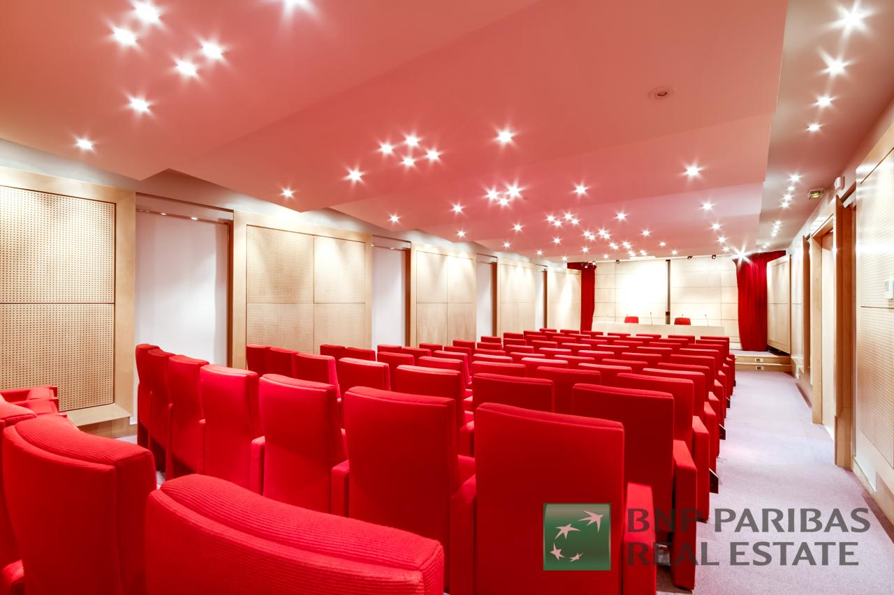 Bureau Paris 2519m² Location bureau Paris OLBUR2313195 7